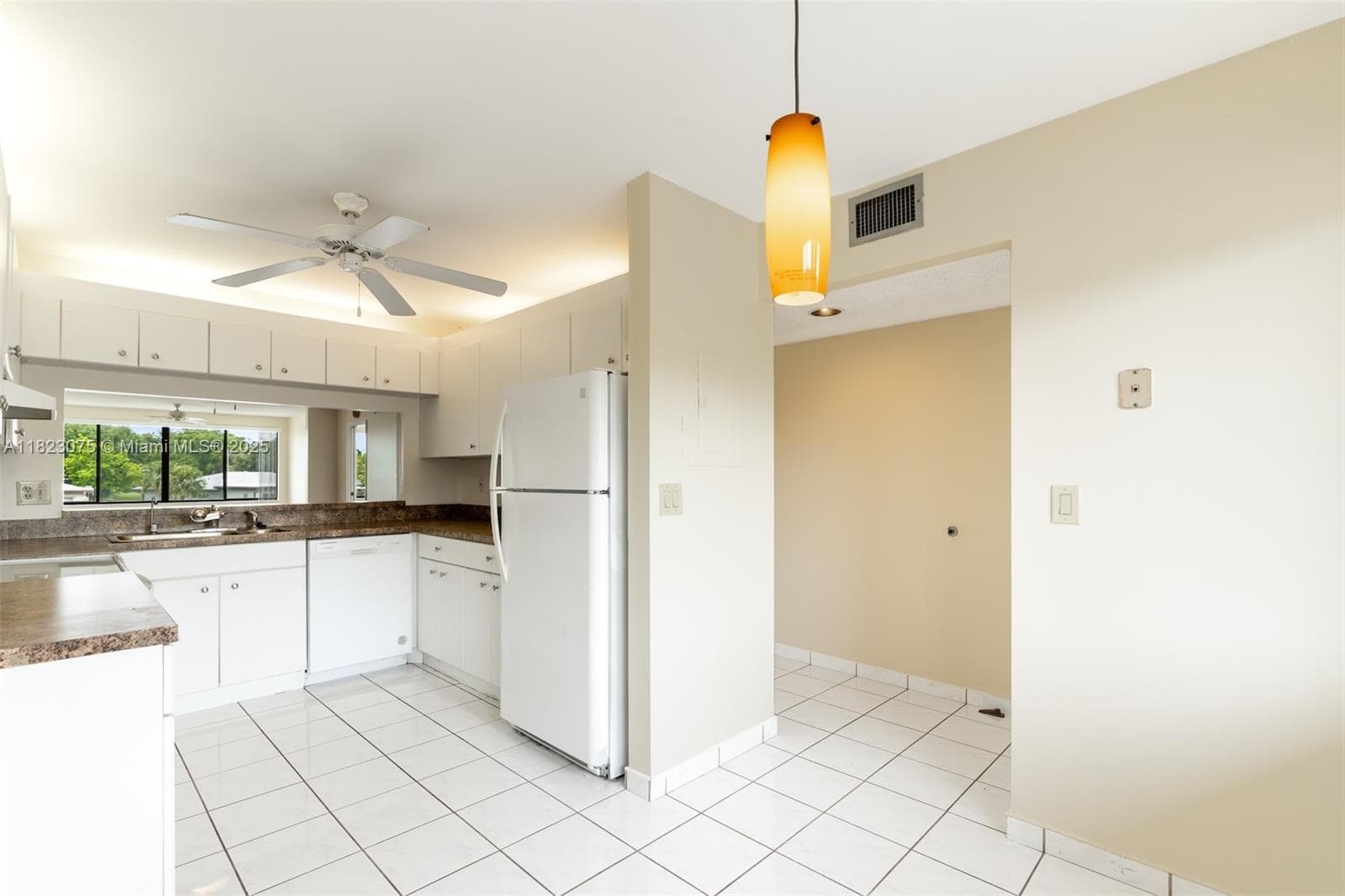 9455 N Belfort Cir # 211, Tamarac, FL 33321 photo 2