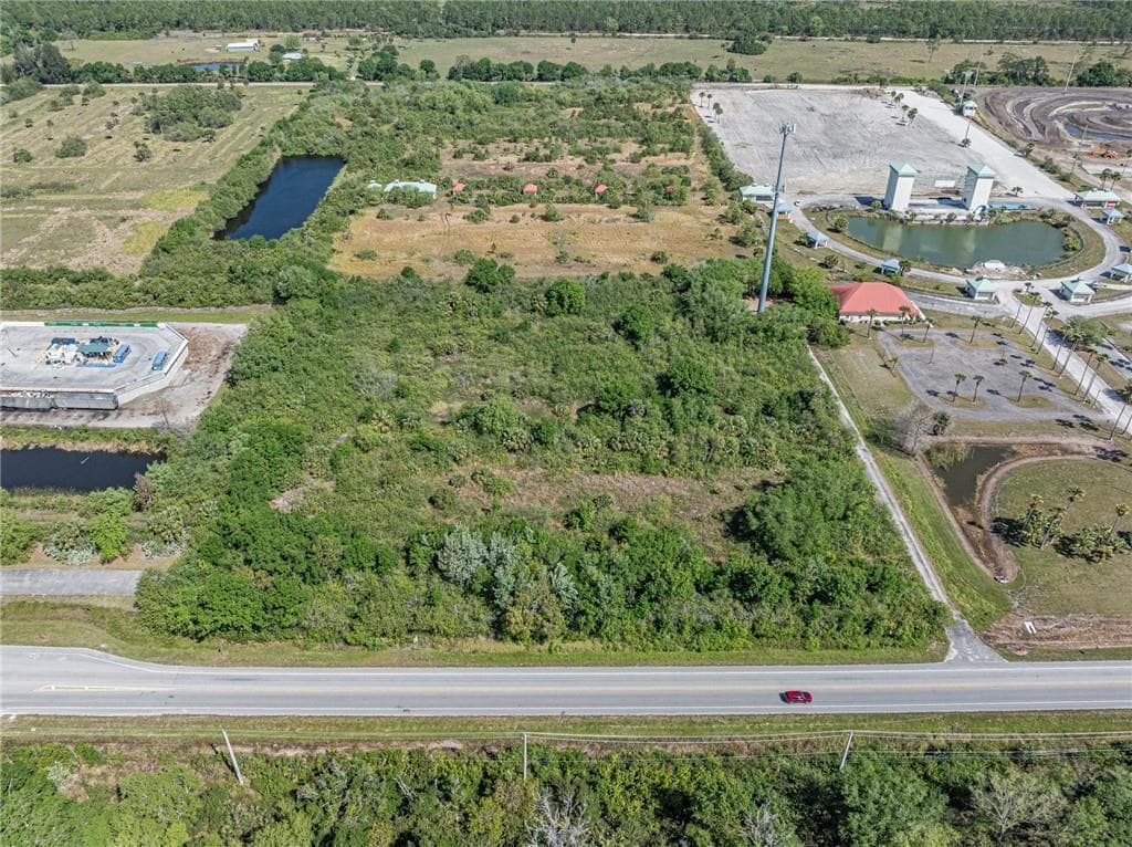 12498 County Road 512, Fellsmere, FL 32948 photo 2