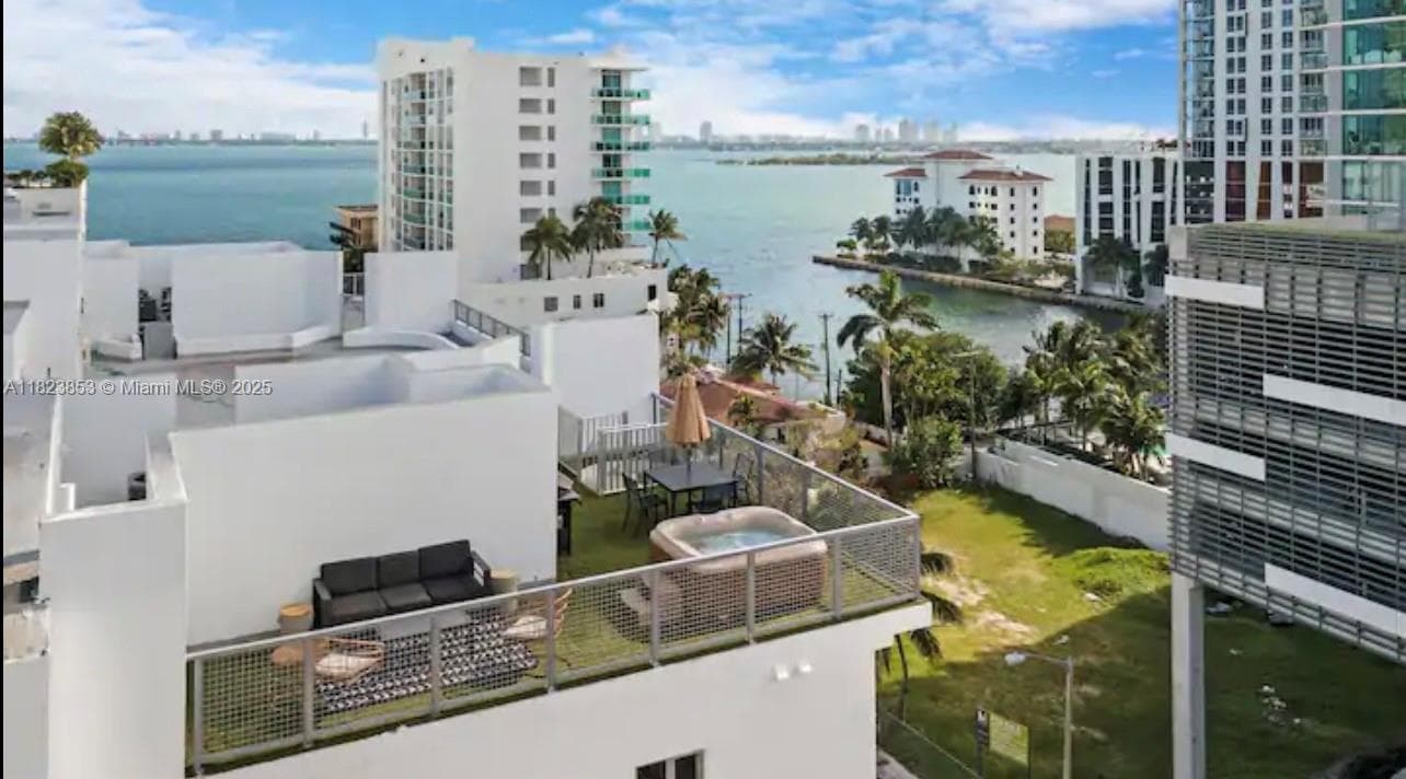 481 NE 29th St # 706, Miami, FL 33137 photo 5