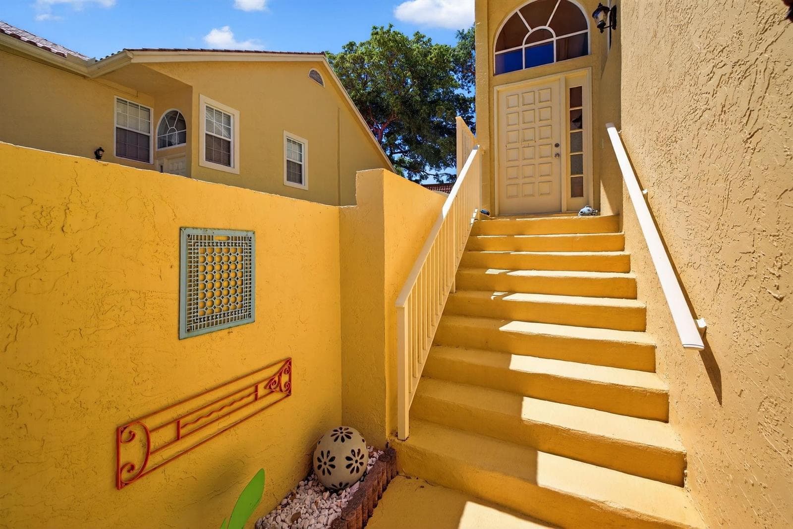 2121 S Ocean Boulevard # 506, Lauderdale By The Sea, FL 33062 photo 5