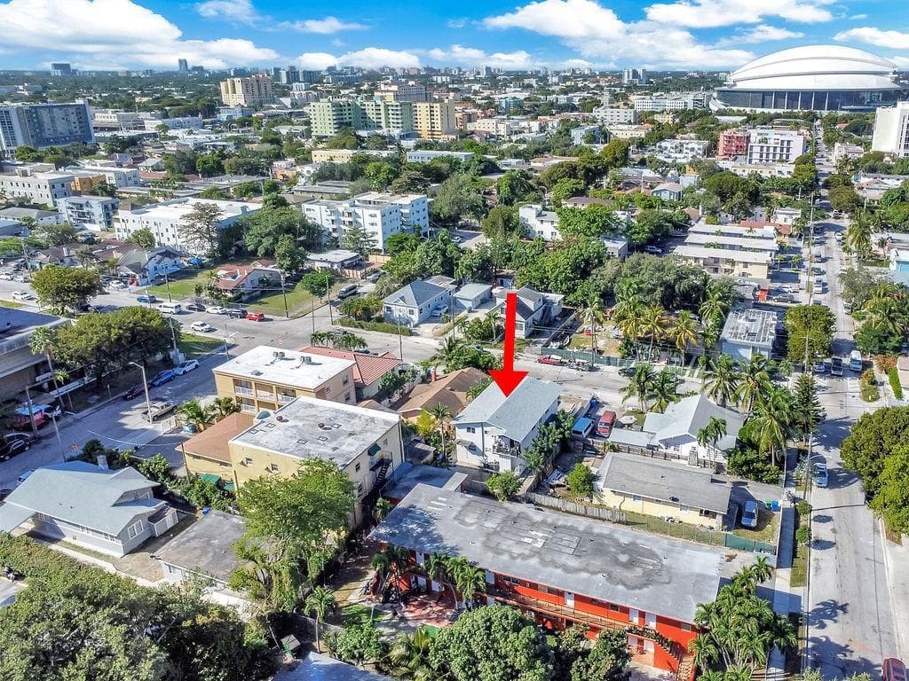 429 NW 10th Avenue, Miami, FL 33128 photo 5