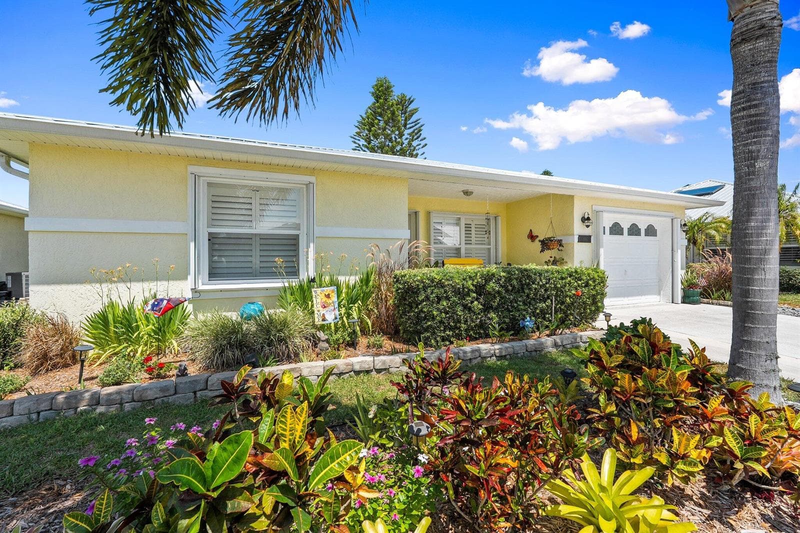 6661 Nuevo Lagos, Fort Pierce, FL 34951 photo 3