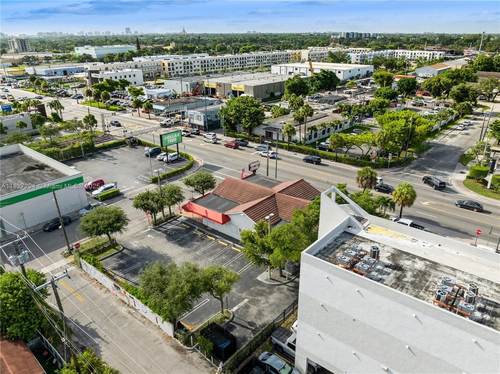 7101 SW 8th St, Miami, FL 33144 photo 3