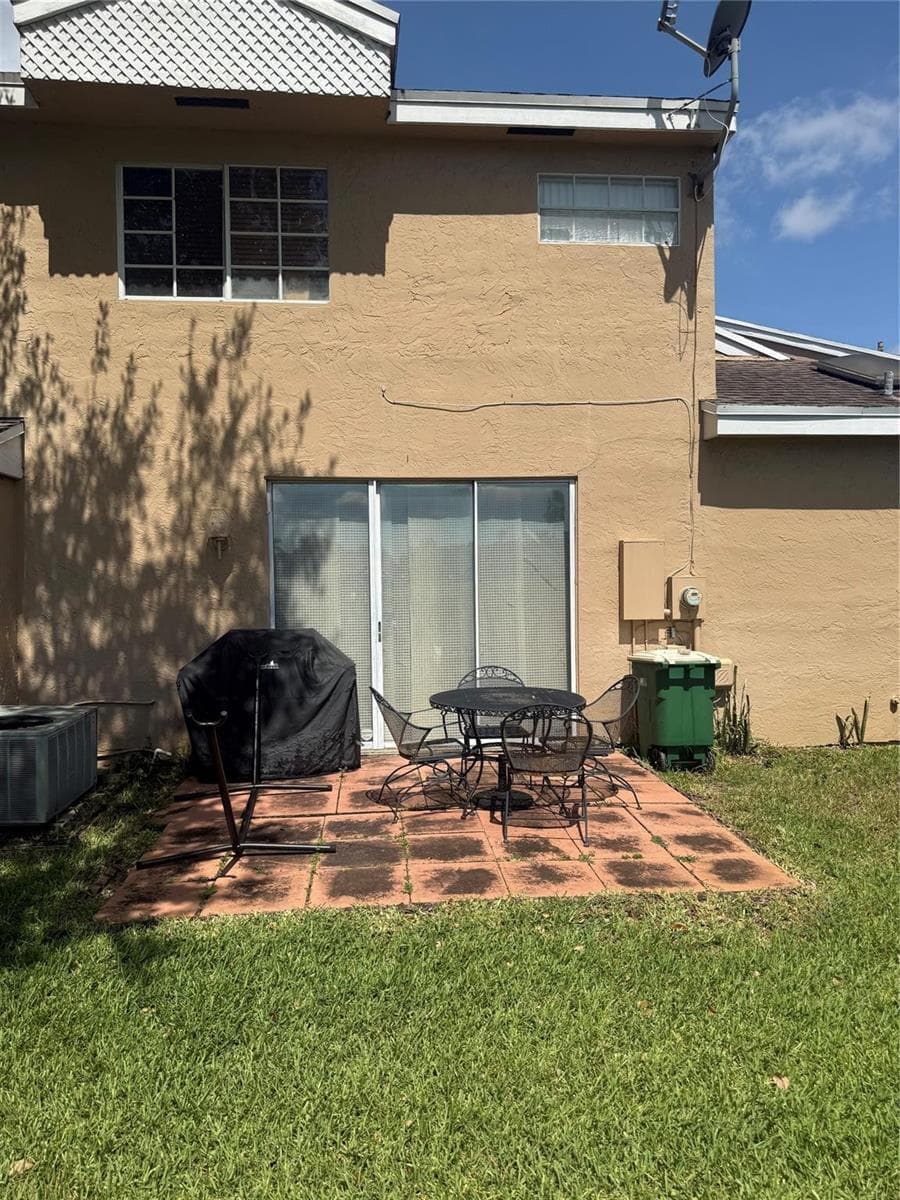 7081 Woodmont Way, Tamarac, FL 33321 photo 3