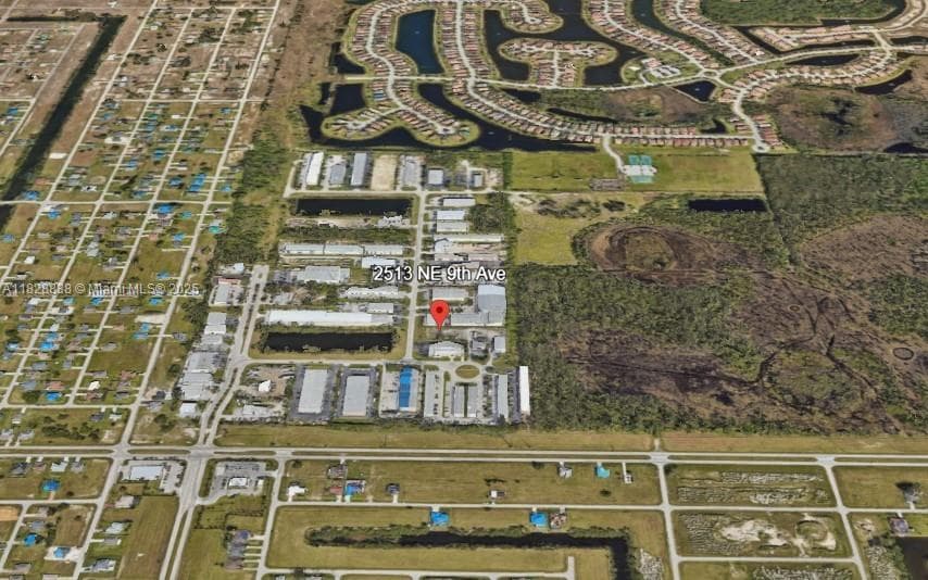 2513 NE 9th Ave, Cape Coral, FL 33909 photo 3
