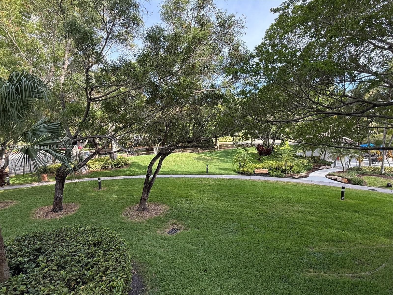 3700 Island Blvd # C203, Aventura, FL 33160 photo 4