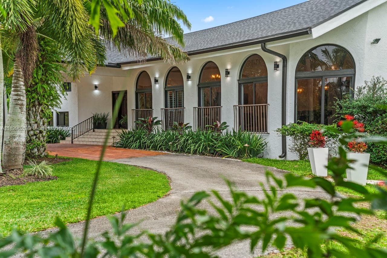 14875 SW 212th St, Miami, FL 33187 photo 3
