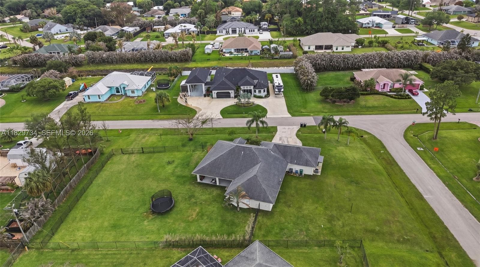 2055 SW Aaron Ln, Port St. Lucie, FL 34953 photo 2