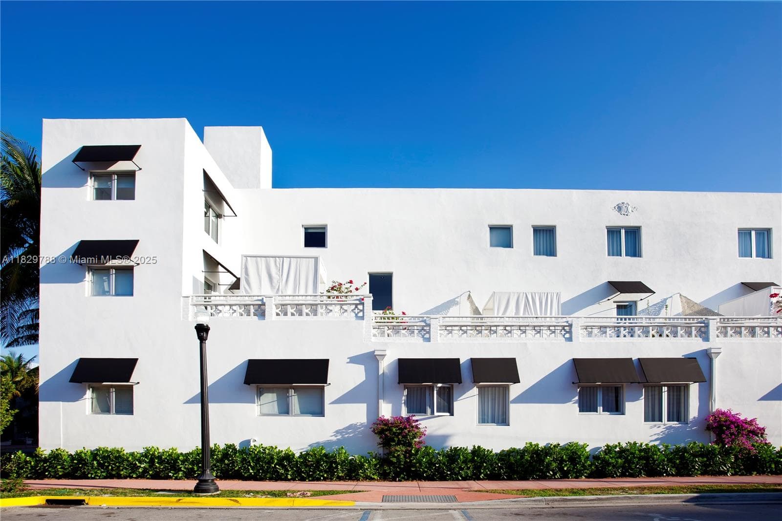 205 Collins Ave, Miami Beach, FL 33139 photo 3
