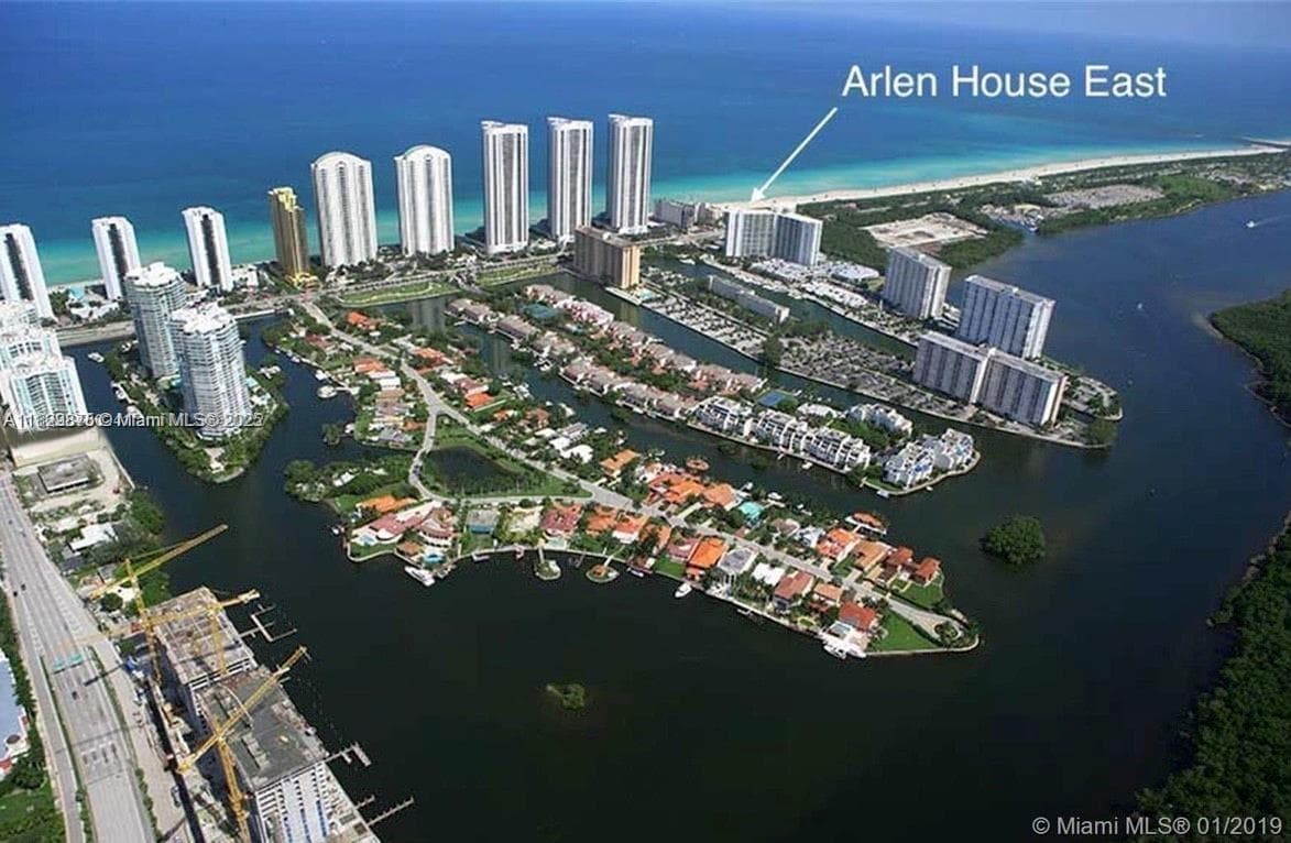 100 Bayview Dr # 1405, Sunny Isles Beach, FL 33160 photo 2