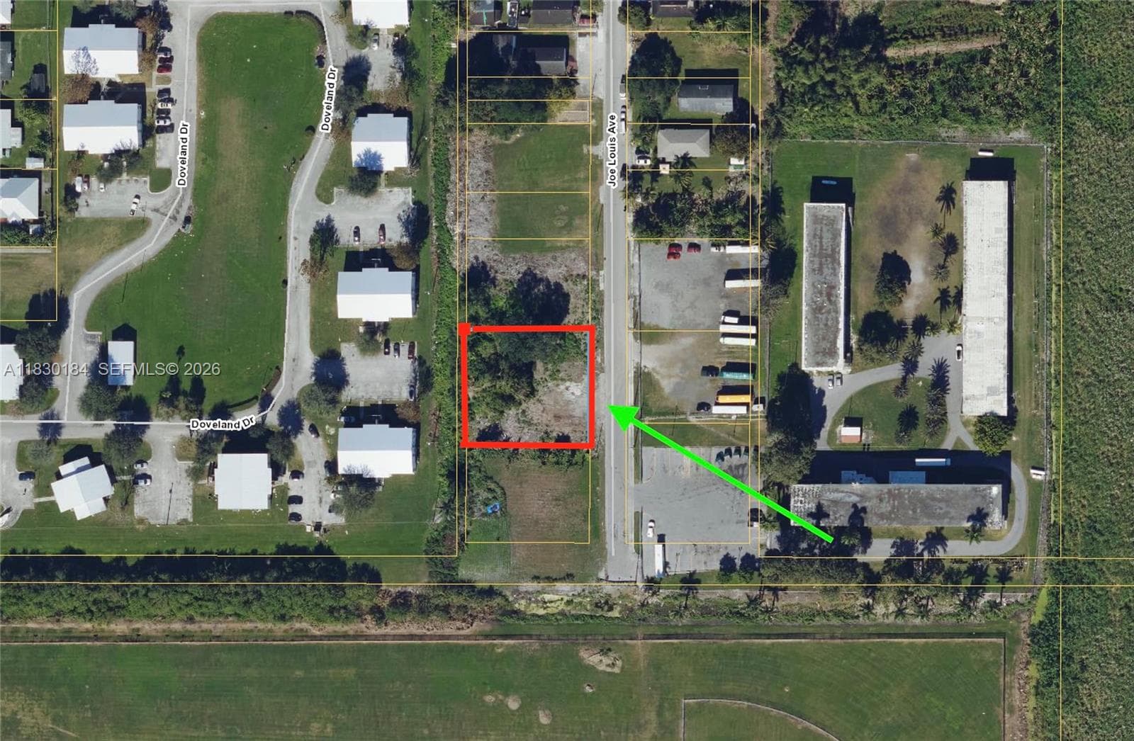 875 JOE LOUIS AVE, Pahokee, FL 33476 photo 4