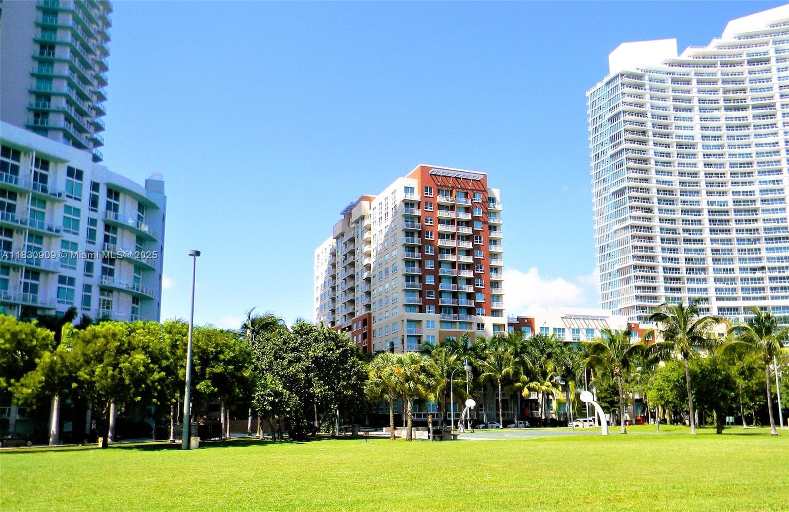 2000 N Bayshore Dr # 509, Miami, FL 33137 photo 2