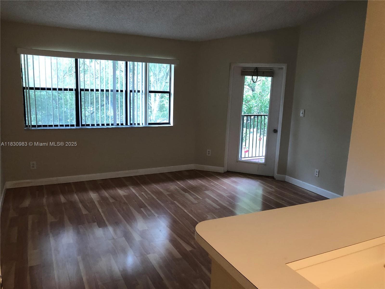 620 S Park Rd # 33-2, Hollywood, FL 33021 photo 2