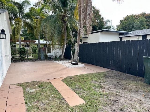 42 SE 10th Ter, Dania Beach, FL 33004 photo 5