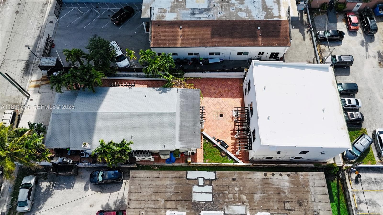 1236 SW 4th St, Miami, FL 33135 photo 4