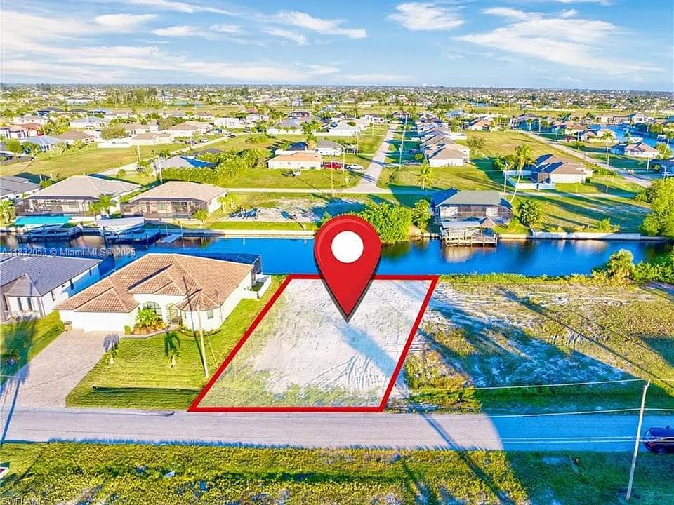 415 NW 35th Pl #20, Cape Coral, FL 33993 photo 2