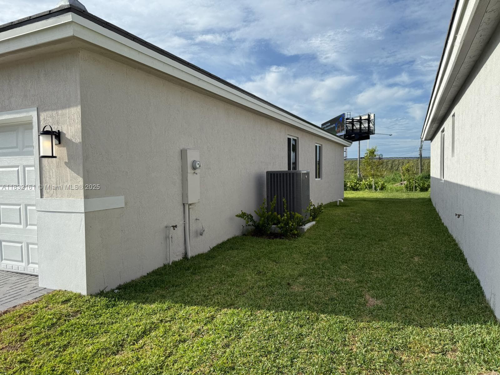 1828 NE 1st St, Homestead, FL 33033 photo 2