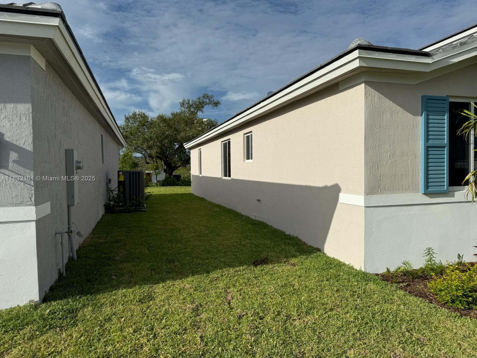 1828 NE 1st St, Homestead, FL 33033 photo 3