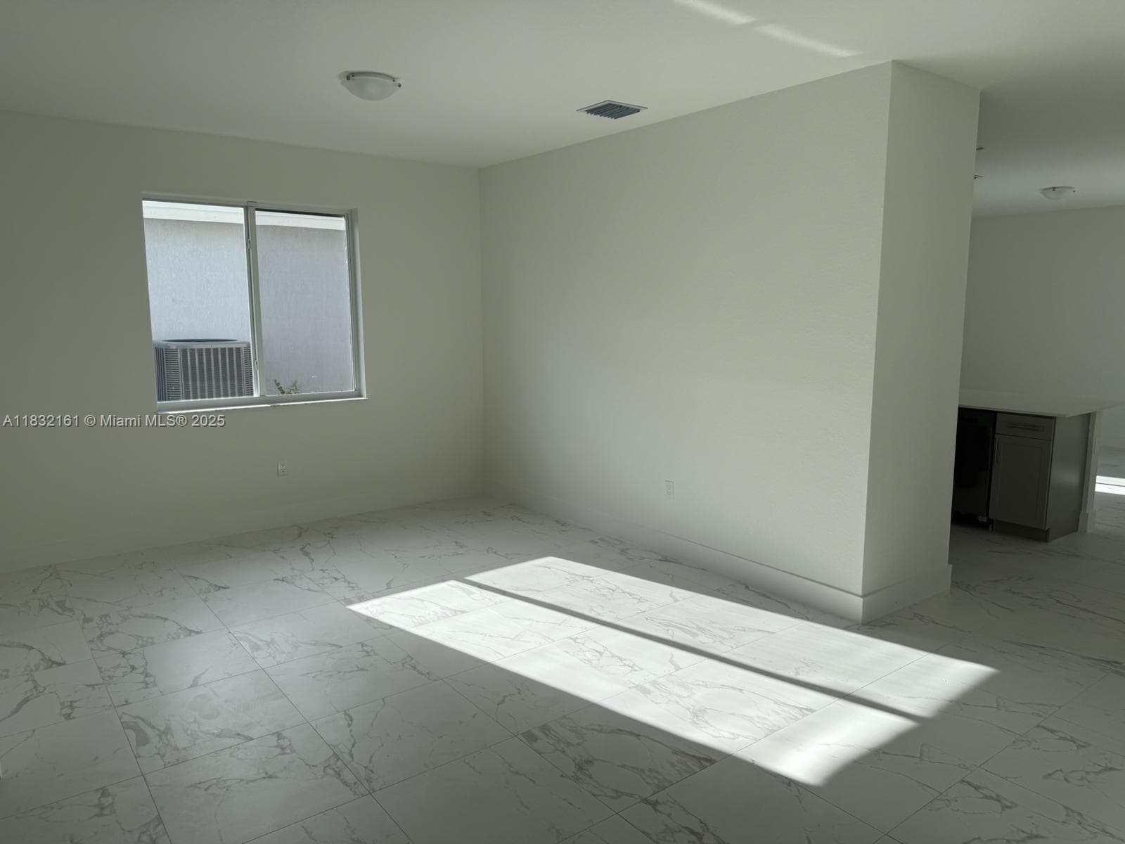 1828 NE 1st St, Homestead, FL 33033 photo 5