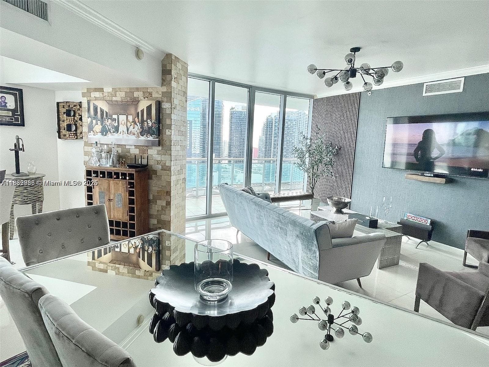 350 S Miami Ave # 3602, Miami, FL 33130