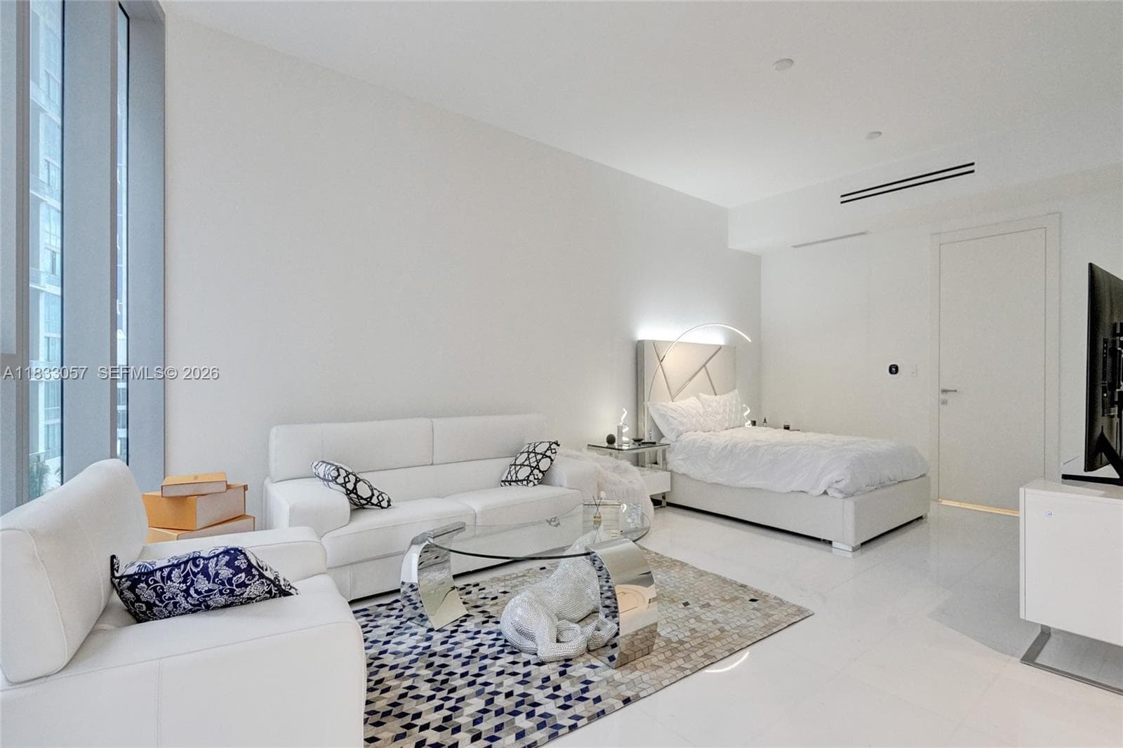 300 Biscayne Blvd Way # 505C, Miami, FL 33131 photo 2