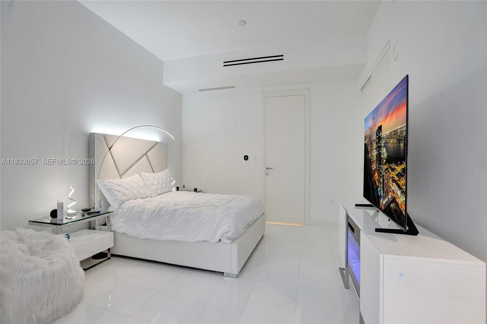 300 Biscayne Blvd Way # 505C, Miami, FL 33131 photo 3