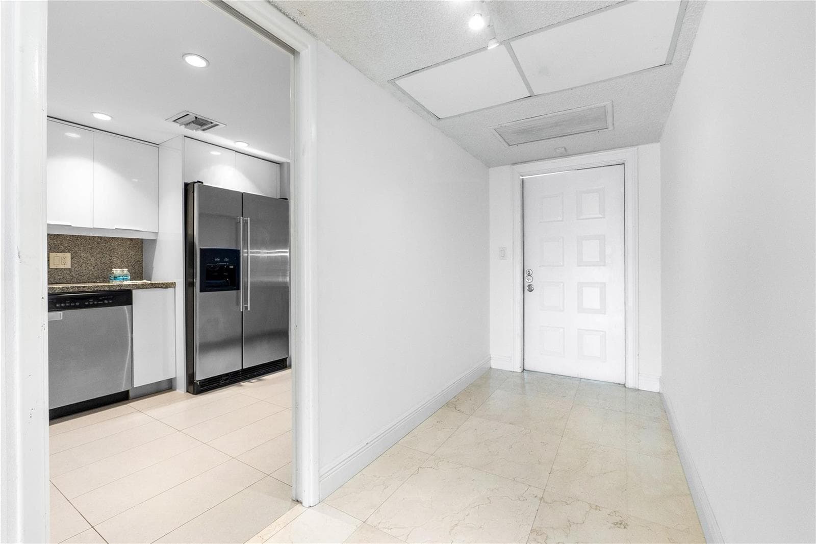 535 Oaks Drive # 508, Pompano Beach, FL 33069 photo 3