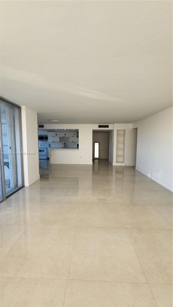 18051 Biscayne Blvd # 1705, Aventura, FL 33160 photo 5