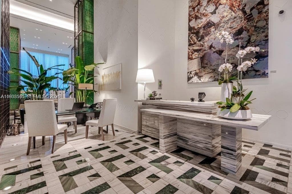 801 S Miami Ave # 4204, Miami, FL 33130 photo 2