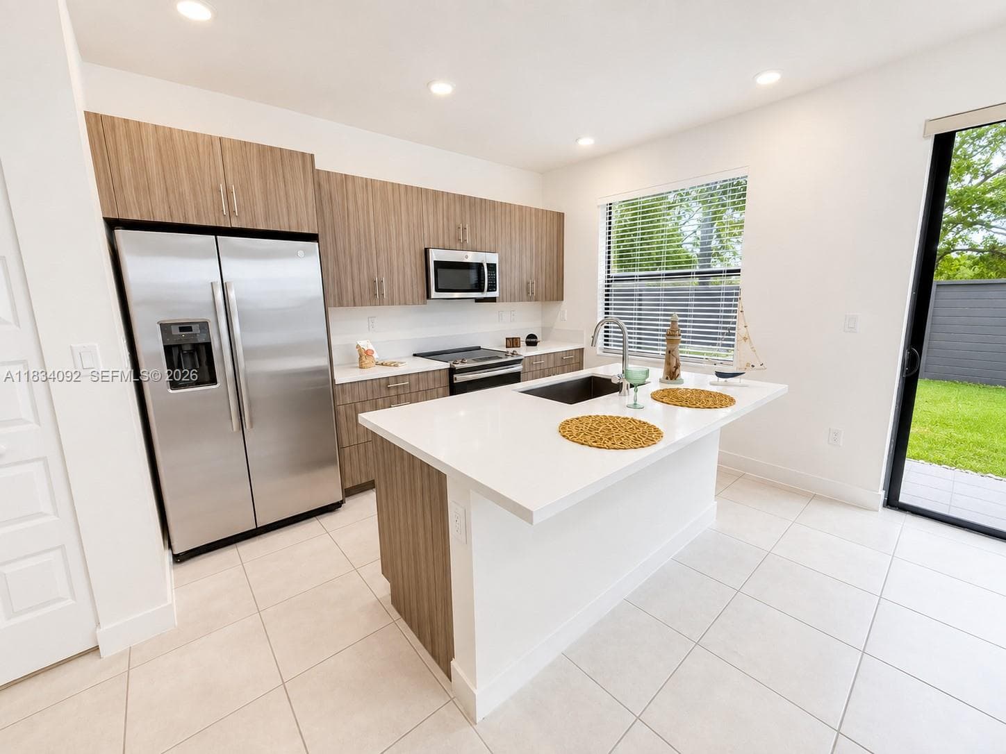15842 NW 91 Ct # 15842, Miami Lakes, FL 33018 photo 4