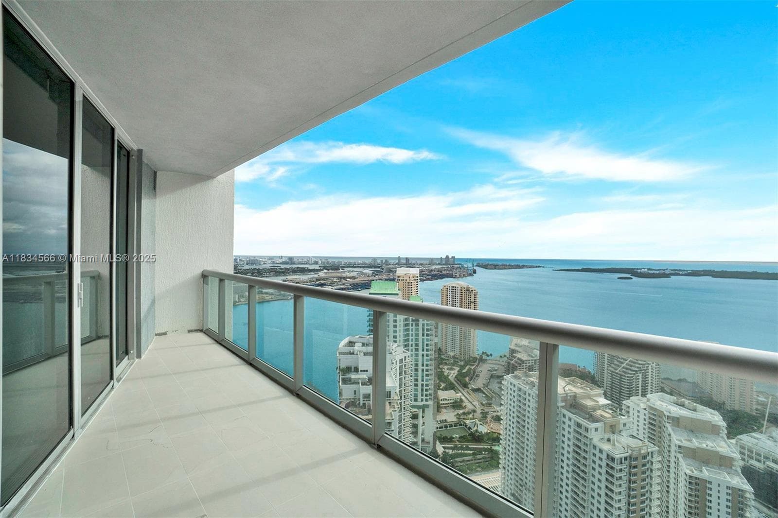 465 Brickell Ave # 4505, Miami, FL 33131 photo 2