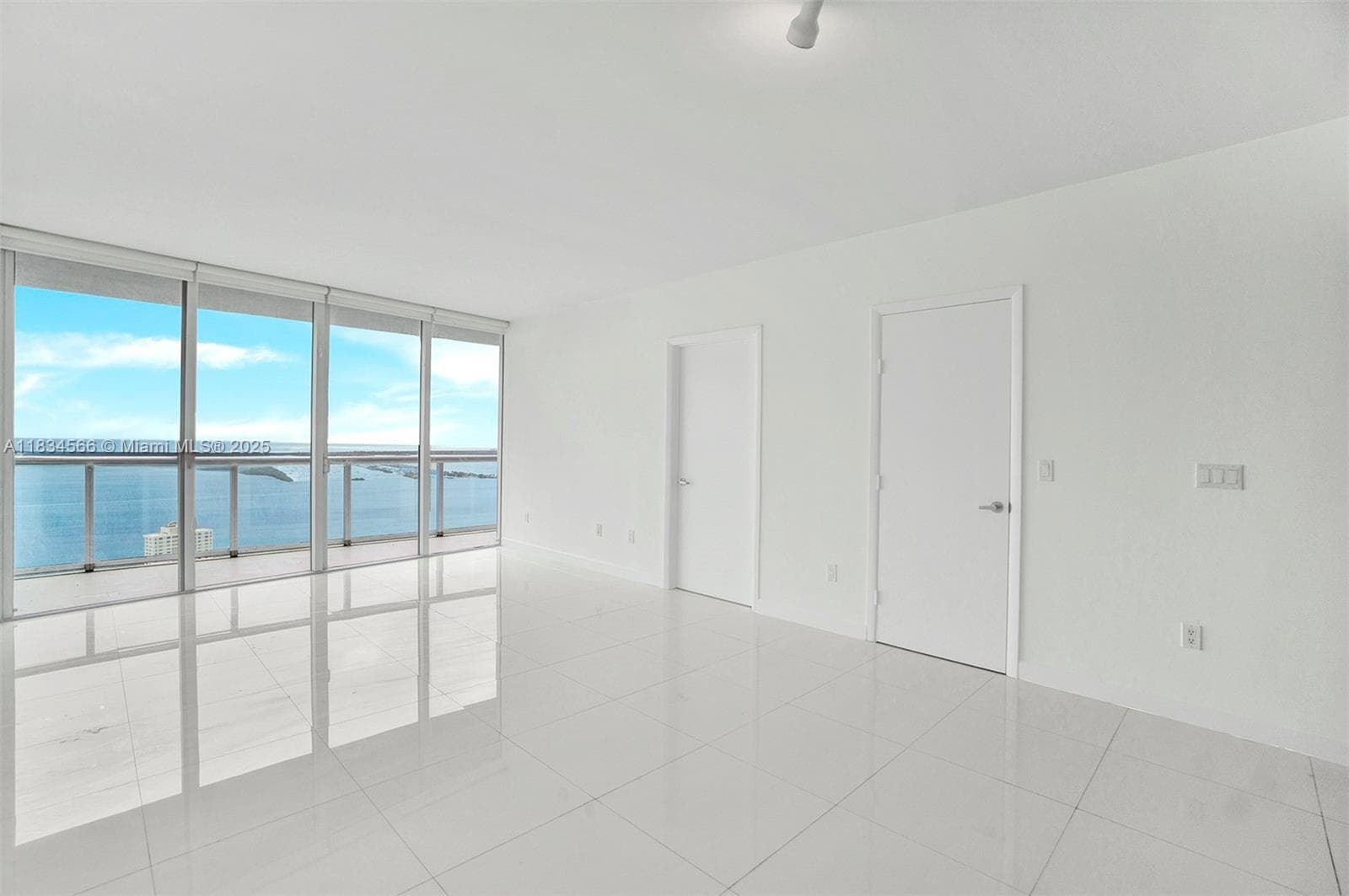 465 Brickell Ave # 4505, Miami, FL 33131 photo 3