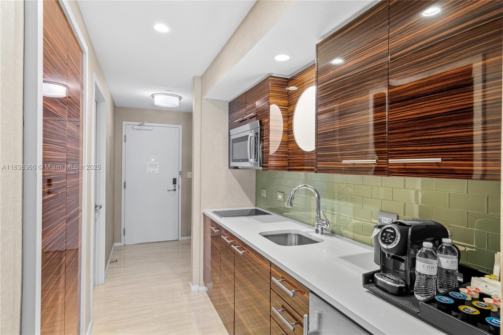 551 N Fort Lauderdale Beach Blvd # R1909, Fort Lauderdale, FL 33304 photo 4