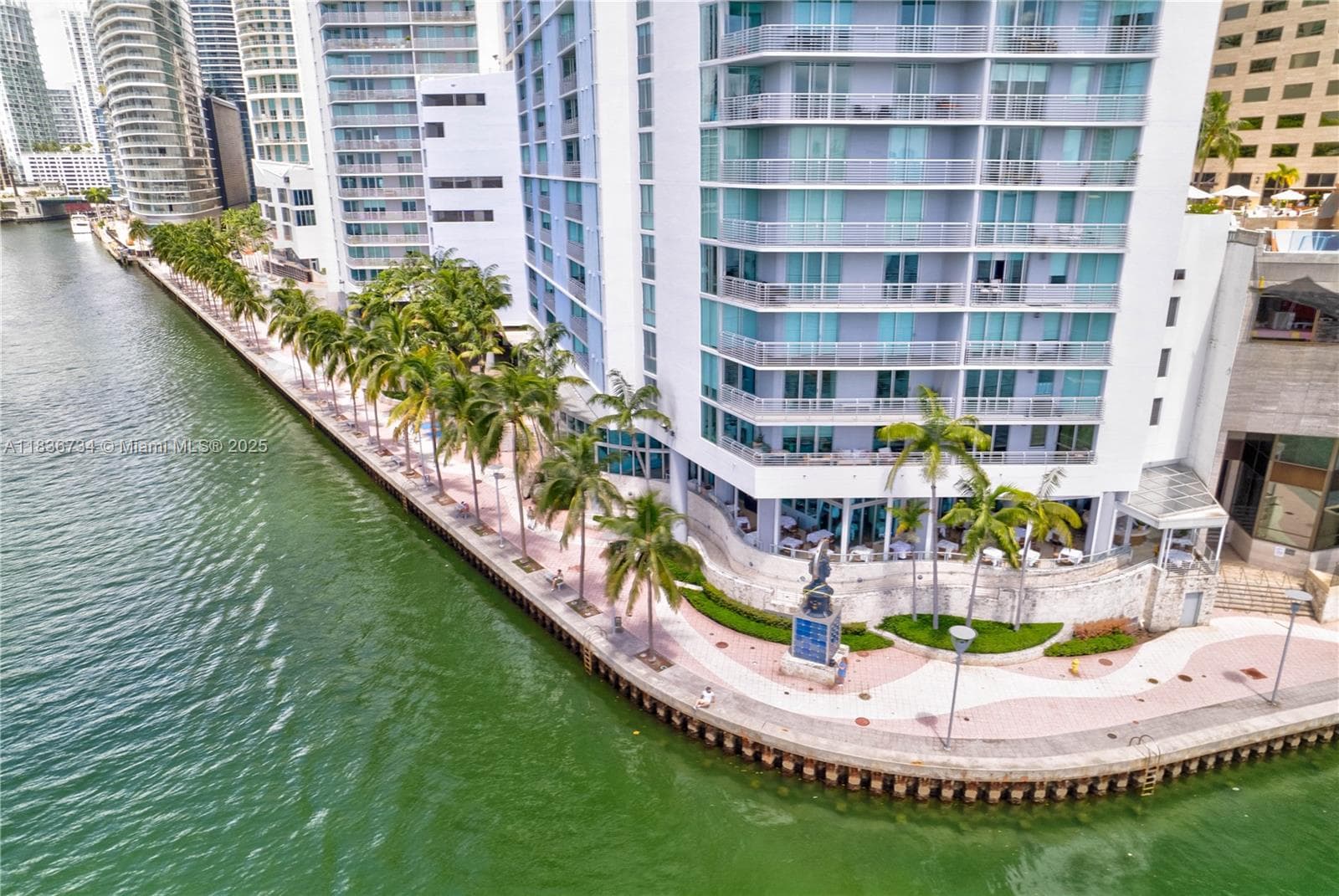 335 S Biscayne Blvd # 3108, Miami, FL 33131 photo 4