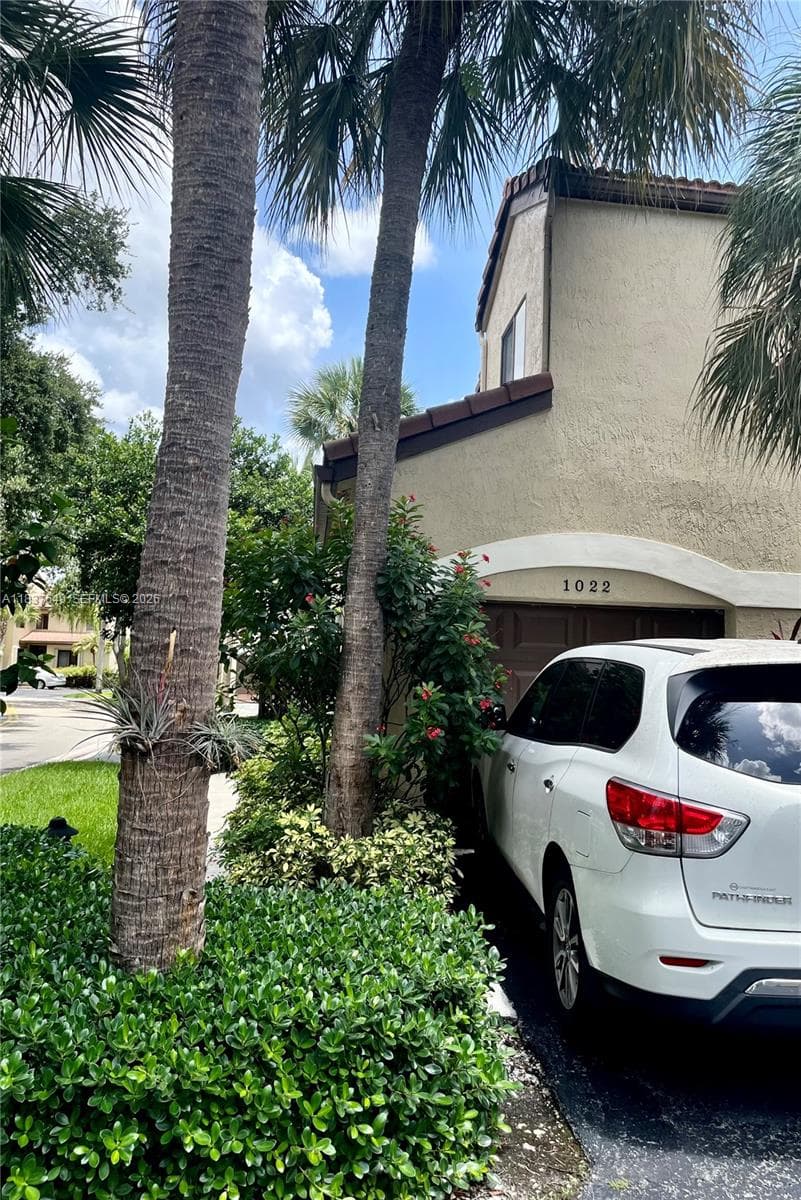 1022 NW 105th Ave # D-119, Plantation, FL 33322 photo 4