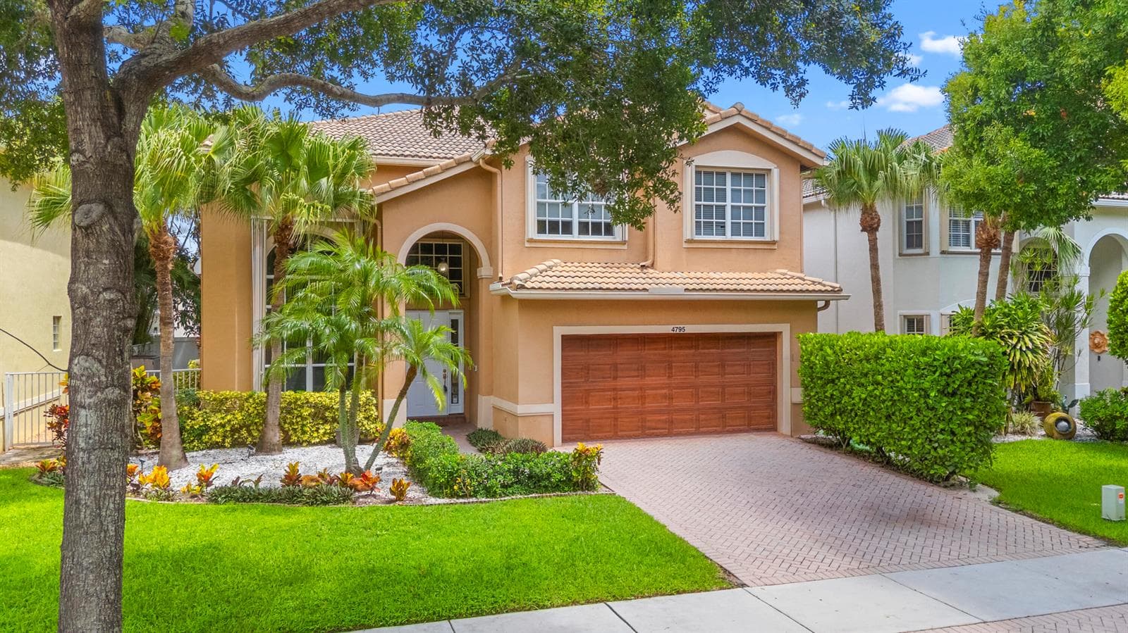 4795 S Classical Boulevard, Delray Beach, FL 33445 photo 3