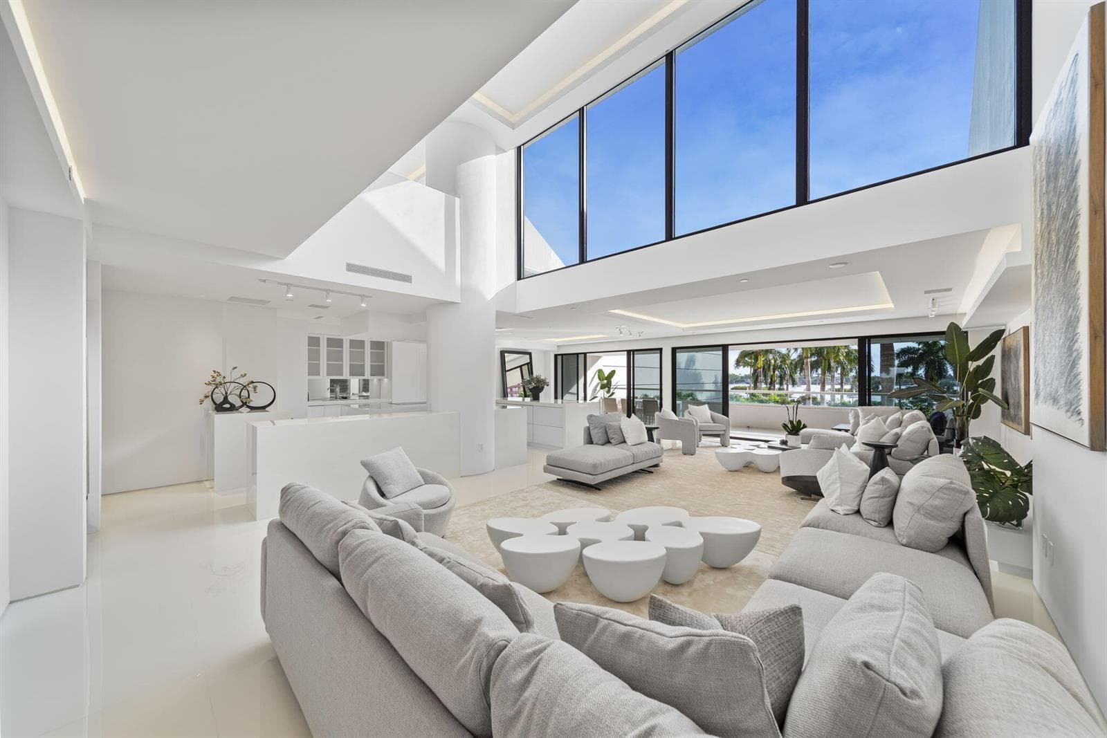 529 S Flagler Drive # Th3e, West Palm Beach, FL 33401 photo 4