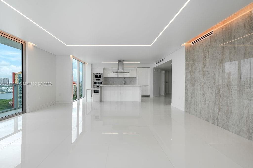 300 Sunny Isles Blvd # 4-1808, Sunny Isles Beach, FL 33160 photo 4