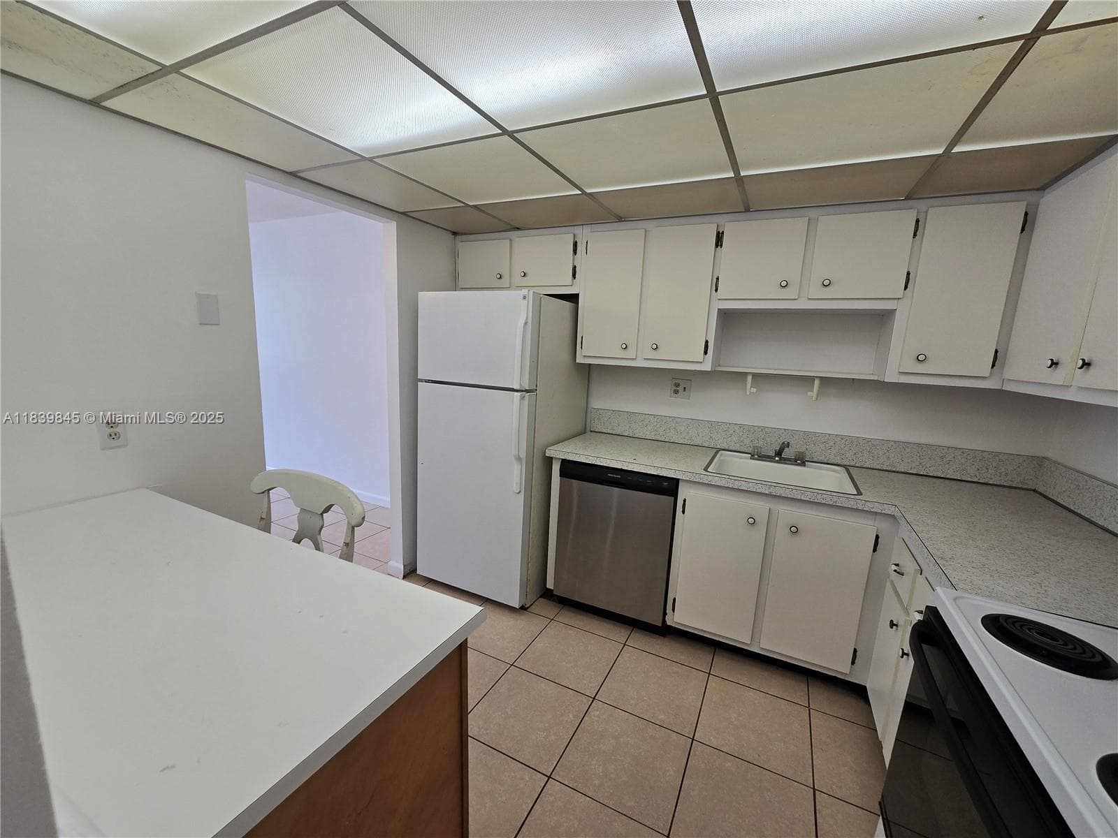 2731 Taft St # 102, Hollywood, FL 33020 photo 3