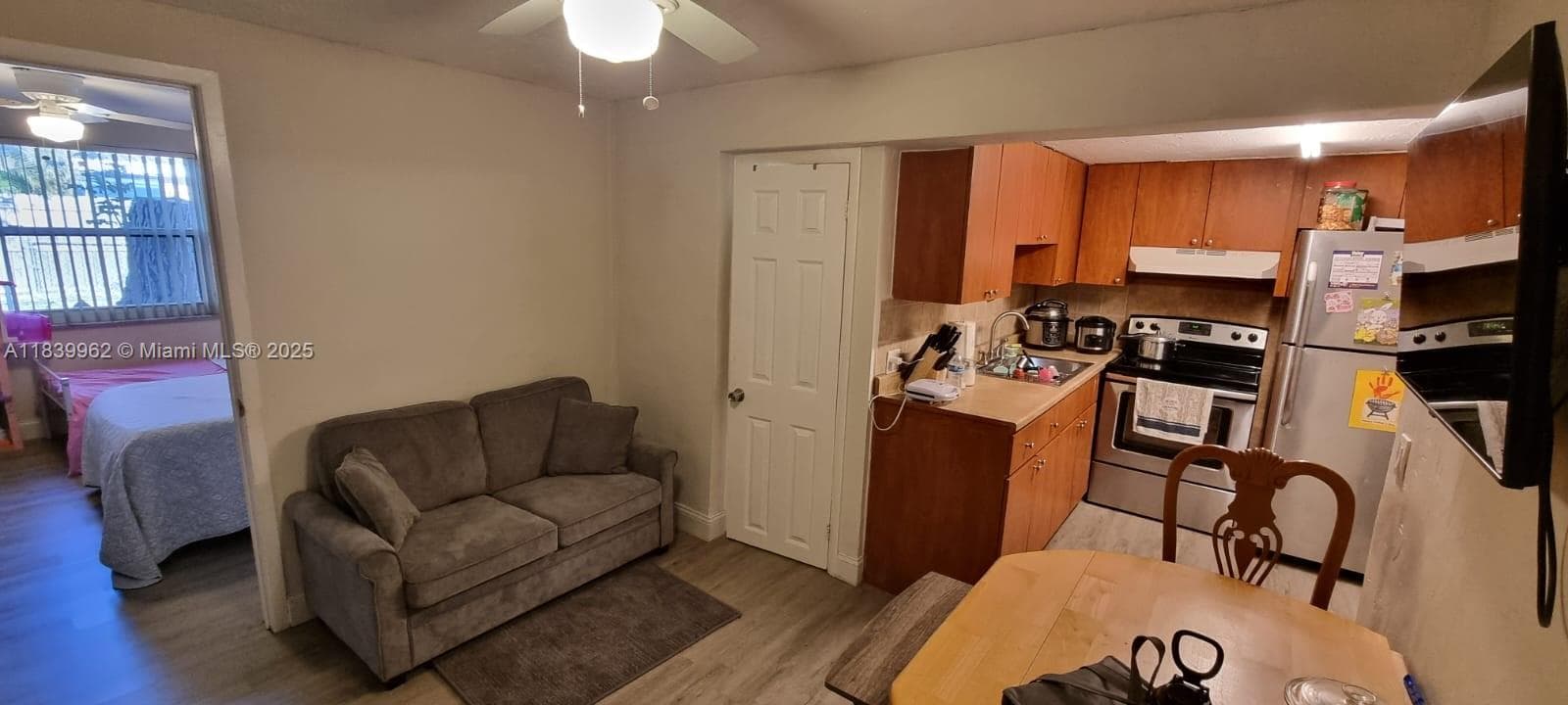 7230 NW 3rd St, Miami, FL 33126 photo 3
