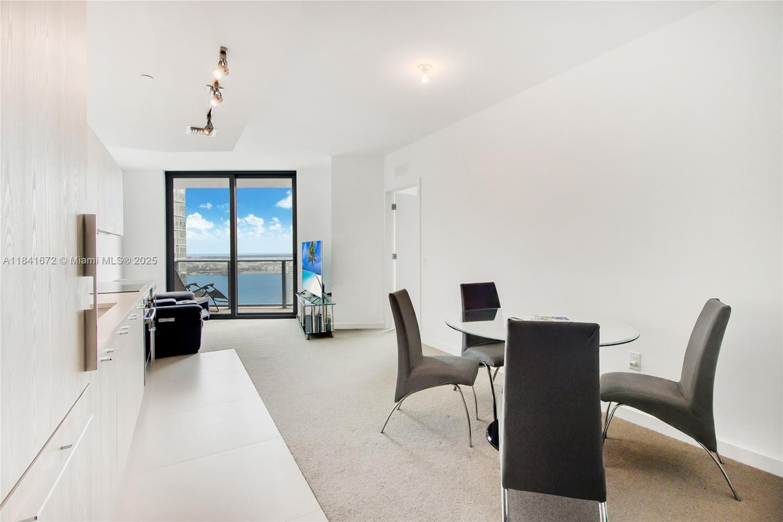 501 NE 31st St # 3607, Miami, FL 33137 photo 2