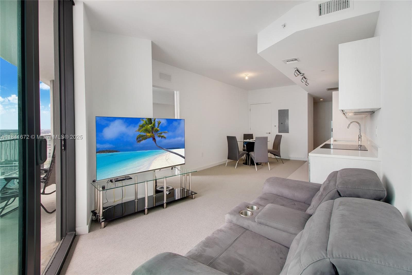 501 NE 31st St # 3607, Miami, FL 33137 photo 5