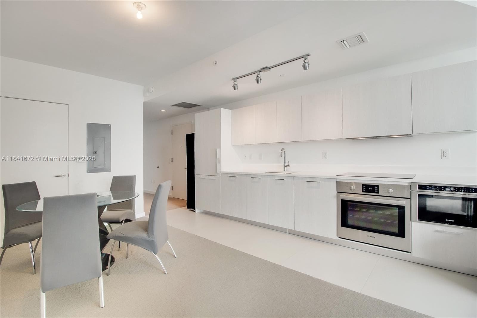 501 NE 31st St # 3607, Miami, FL 33137 photo 4
