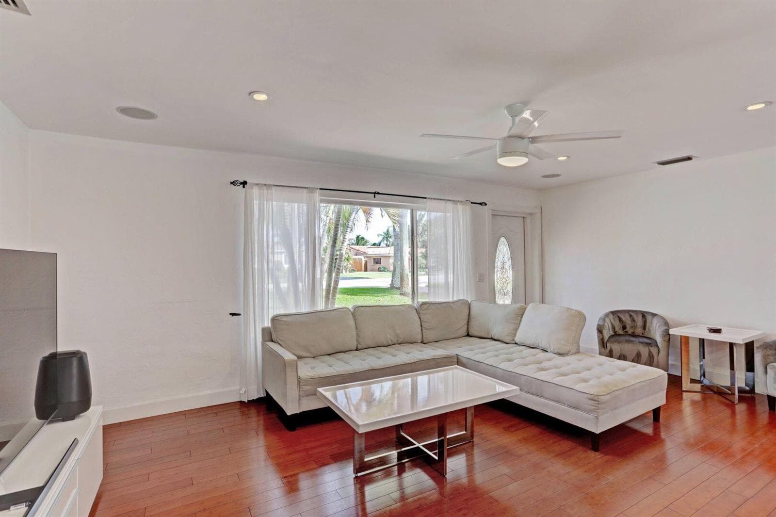 7115 Venetian Way, West Palm Beach, FL 33406 photo 5