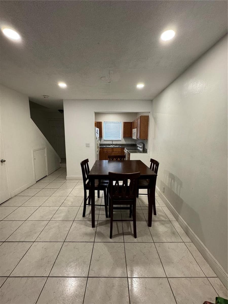 2452 Taylor Street # 204, Hollywood, FL 33020 photo 3