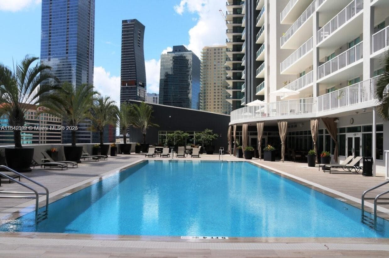 1250 S Miami Ave # 2006, Miami, FL 33130 photo 2