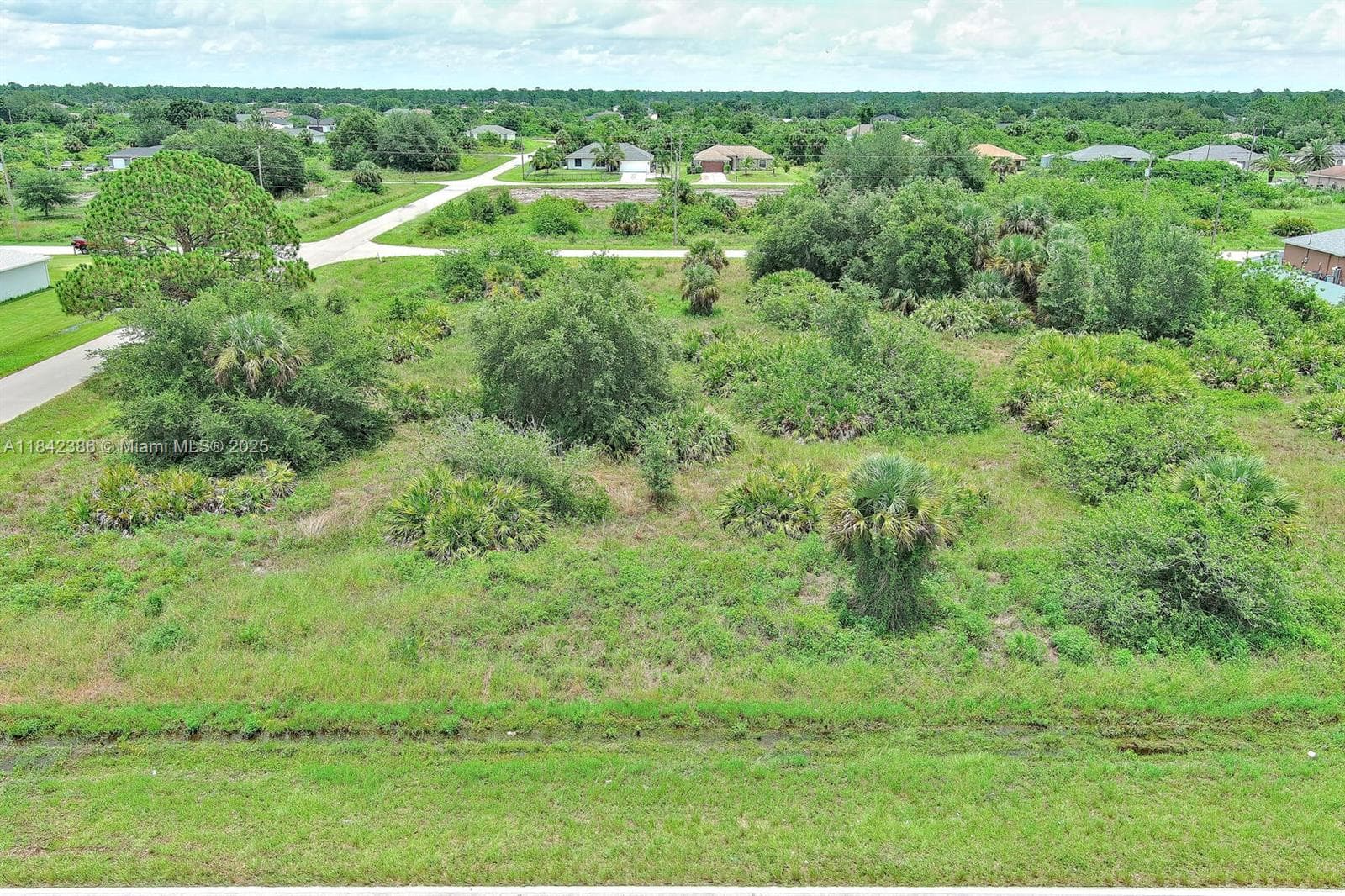 841 Milwaukee Blvd, Lehigh Acres, FL 33974