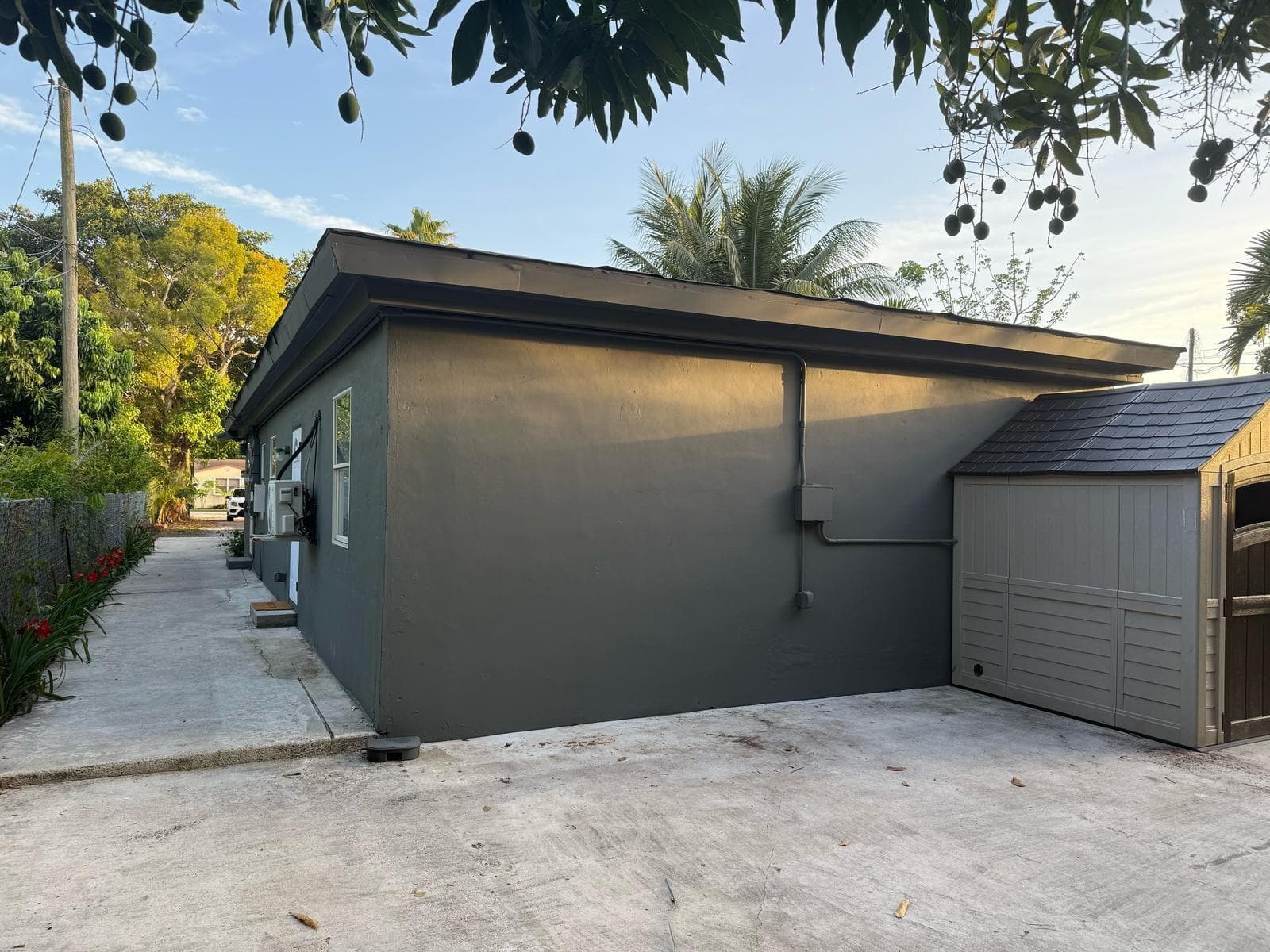 2739 Lincoln Street, Hollywood, FL 33020 photo 2