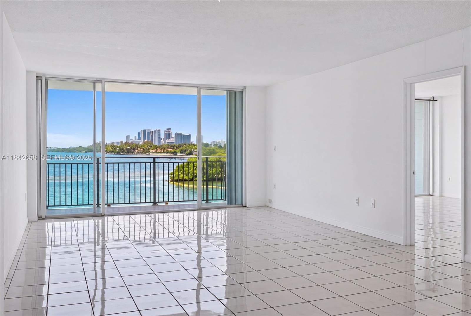 770 NE 69th St # 4H, Miami, FL 33138 photo 5