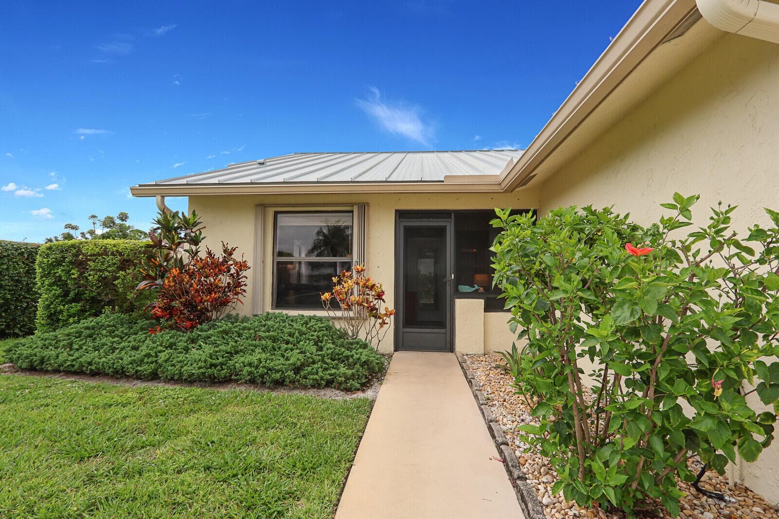 7655 SE Sugar Sand Circle, Hobe Sound, FL 33455 photo 5